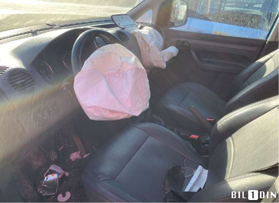 VW Caddy 2010-2015 (Type III, Fase 2) , Motorkode: CFHF, Girkassekode: 