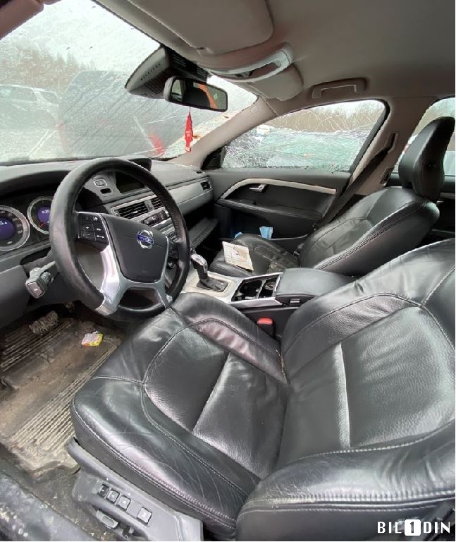 Volvo XC70 2008-2013 (Type II, Fase 1) , Motorkode: D5244T17, Girkassekode: 