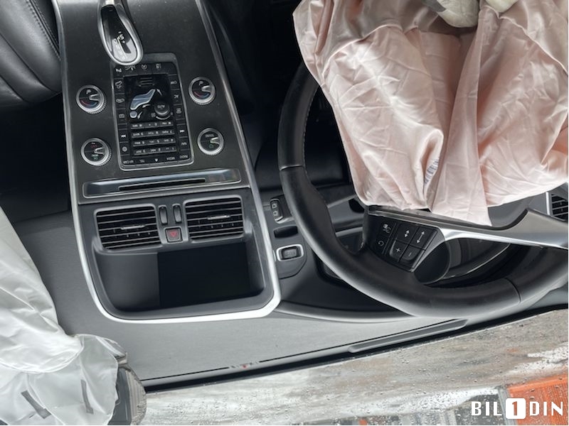 Volvo XC60 2014-2017 (Type I, Fase 2) , Motorkode: D5244T17, Girkassekode: 