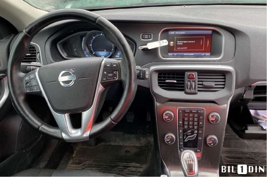 Volvo V40 2012-2019 , Motorkode: D4162T, Girkassekode: 