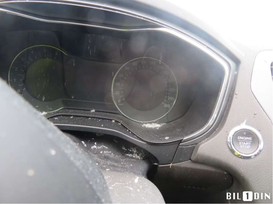 Ford Mondeo 2014-2019 (Type V, Fase 1) , Motorkode: UGCC, Girkassekode: 