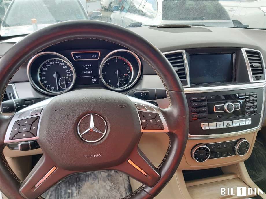 Mercedes ML 2011-2015 (Fase 1) (W166) (W166), Motorkode: OM642.826, Girkassekode: