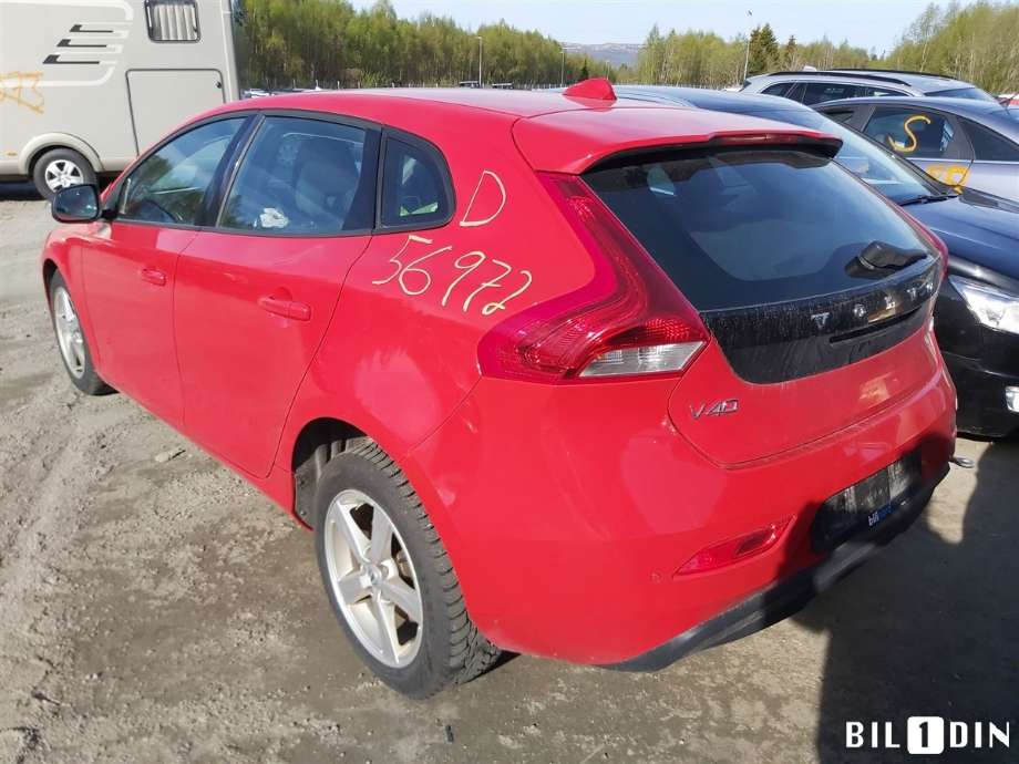 Volvo V40 2012-2019 , Motorkode: D4162T, Girkassekode: 