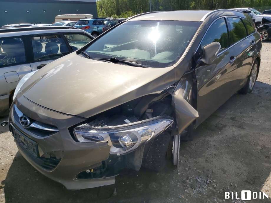Hyundai i40 2012-2017 , Motorkode: D4FD, Girkassekode: 
