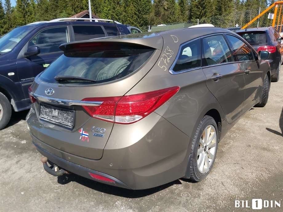 Hyundai i40 2012-2017 , Motorkode: D4FD, Girkassekode: 