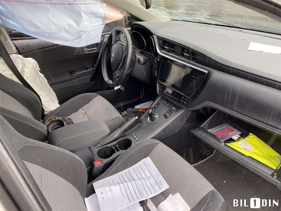 Toyota Auris 2015-2019 (Type II, Fase 2) , Motorkode: 2ZR-FXE, Girkassekode: 