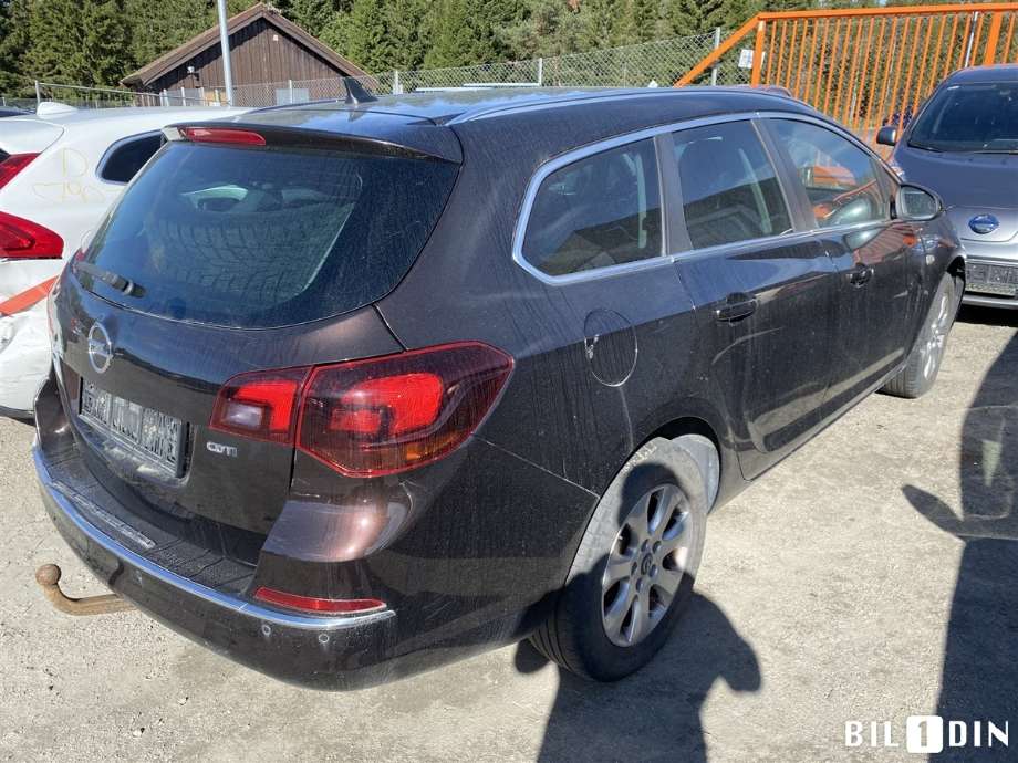 Opel Astra J 2010-2015 , Motorkode: B16DTL, Girkassekode: 