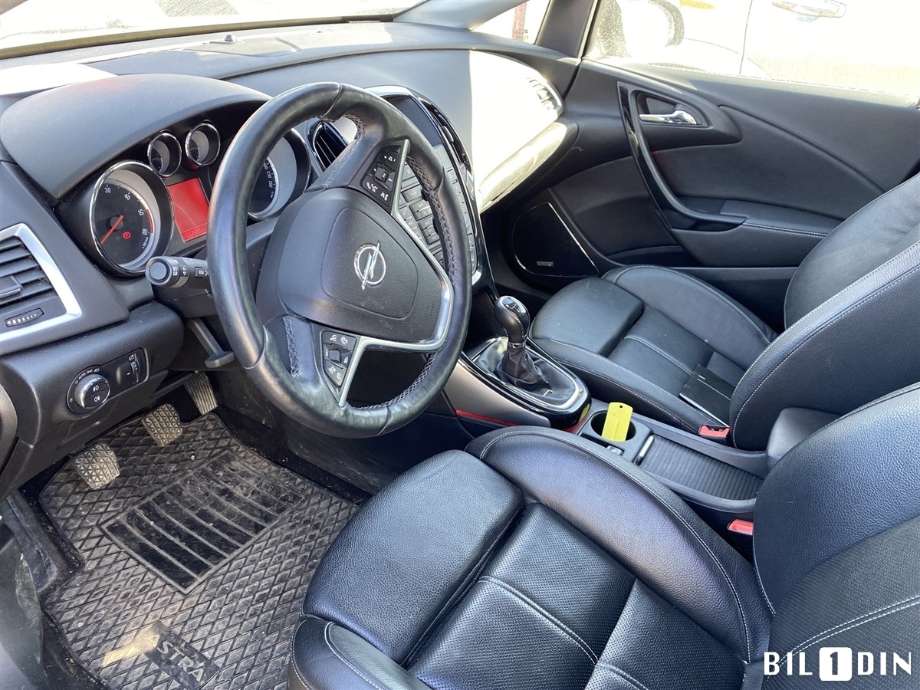 Opel Astra J 2010-2015 , Motorkode: B16DTL, Girkassekode: 