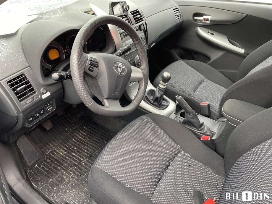 Toyota Corolla 2007-2013 , Motorkode: 1ND-TV, Girkassekode: 