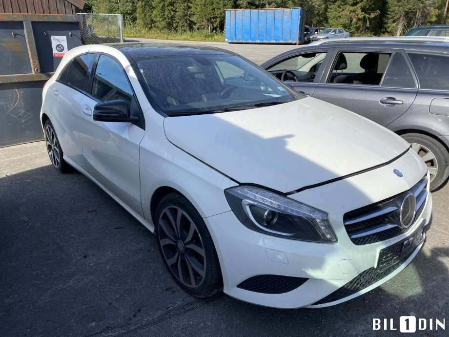 Mercedes A-Klasse 2012-2018 (W176) (W176), Motorkode: M270.910, Girkassekode: 