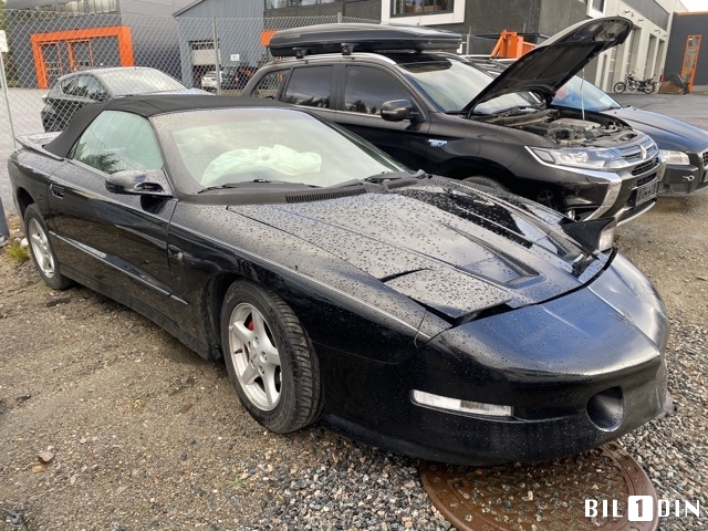 Pontiac Firebird 1993-2002 , Motorkode: P, Girkassekode: 
