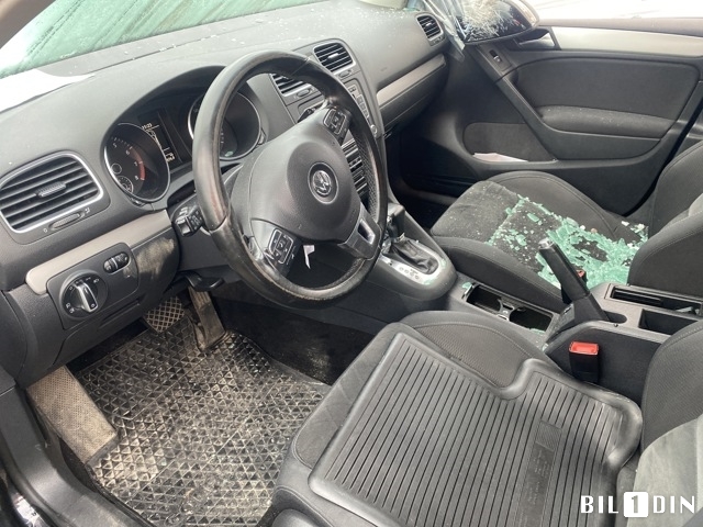 VW Golf VI 2008-2012 , Motorkode: CAXA, Girkassekode: 