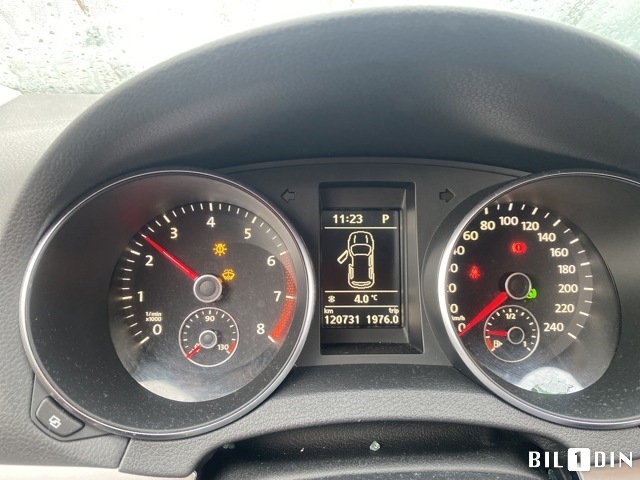 VW Golf VI 2008-2012 , Motorkode: CAXA, Girkassekode: 