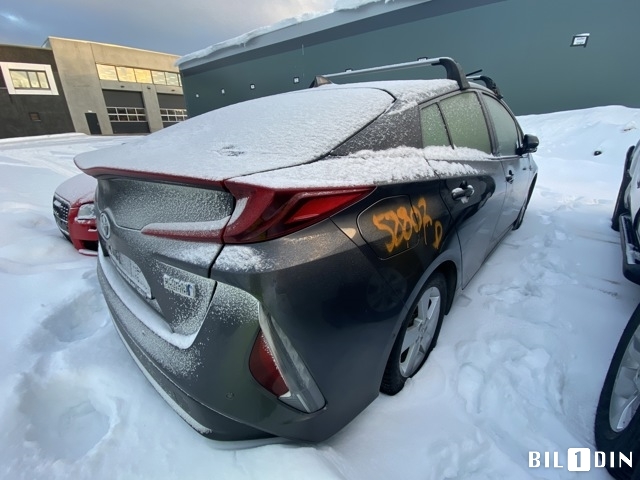 Toyota Prius 2016-2023 (Type IV) (combi) (combi), Motorkode: 2ZR-FXE, Girkassekode: 