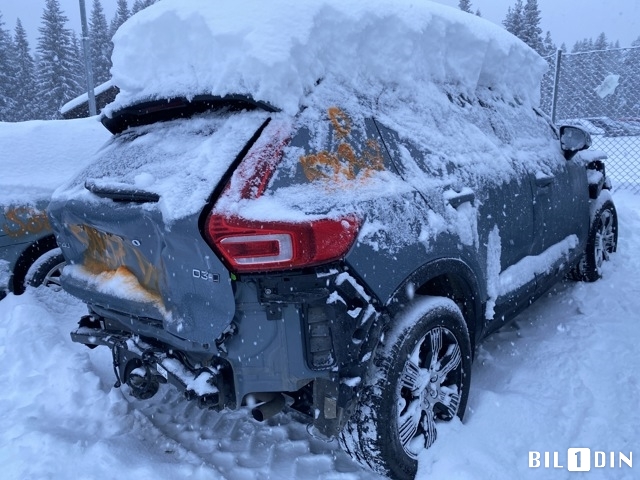Volvo XC40 2018-2024 , Motorkode: D4204T16, Girkassekode: 