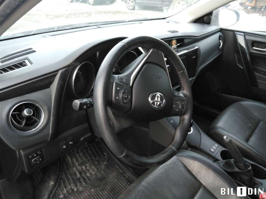 Toyota Auris 2015-2019 (Type II, Fase 2) , Motorkode: 2ZR-FXE, Girkassekode: 
