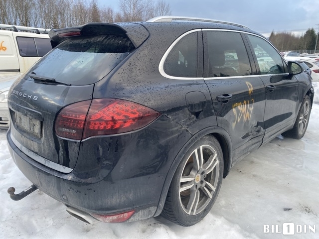 Porsche Cayenne 2010-2017 (92A) (92A), Motorkode: MCR.CA, Girkassekode: