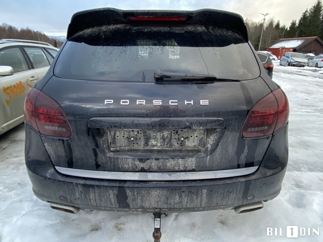 Porsche Cayenne 2010-2017 (92A) (92A), Motorkode: MCR.CA, Girkassekode: 