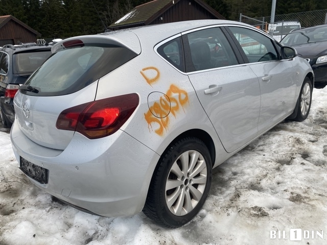 Opel Astra J 2010-2015 , Motorkode: A16XER, Girkassekode: 