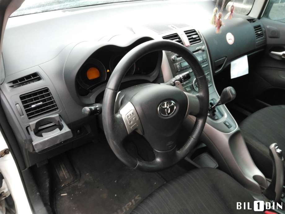 Toyota Auris 2007-2010 (Type I, Fase 1) , Motorkode: 1ZR-FE, Girkassekode: 