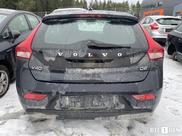 Volvo V40 2012-2019 , Motorkode: D4162T, Girkassekode: 