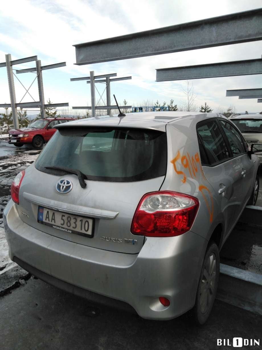 Toyota Auris 2010-2012 (Type I, Fase 2) , Motorkode: 2ZR-FXE, Girkassekode: 