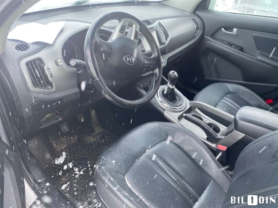 Kia Sportage 2010-2016 (Type III) , Motorkode: D4FD, Girkassekode: