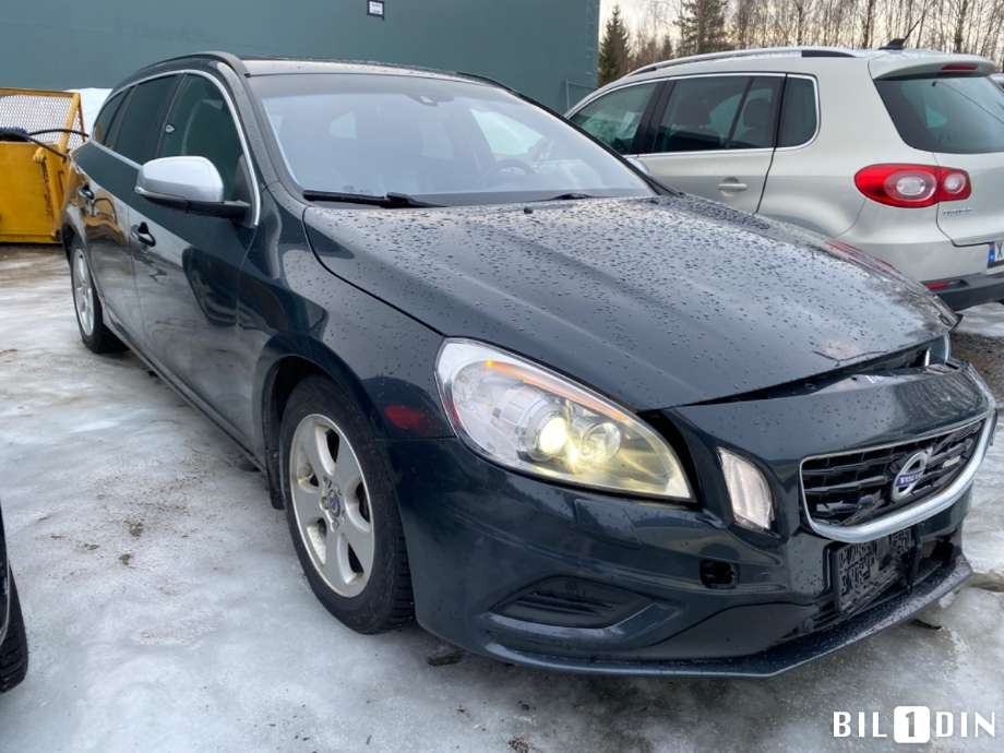 Volvo V60 2010-2013 (Type I, Fase 1) , Motorkode: D4162T, Girkassekode: 
