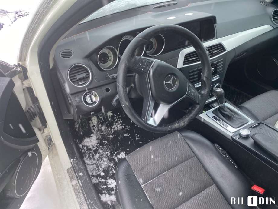 Mercedes C-Klasse 2011-2014 (Fase 2) (W204) (W204), Motorkode: OM651.913, Girkassekode: 
