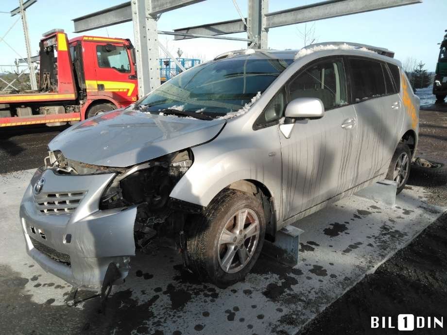 Toyota Verso 2009-2016 (Type III) , Motorkode: 1AD-FTV, Girkassekode: 