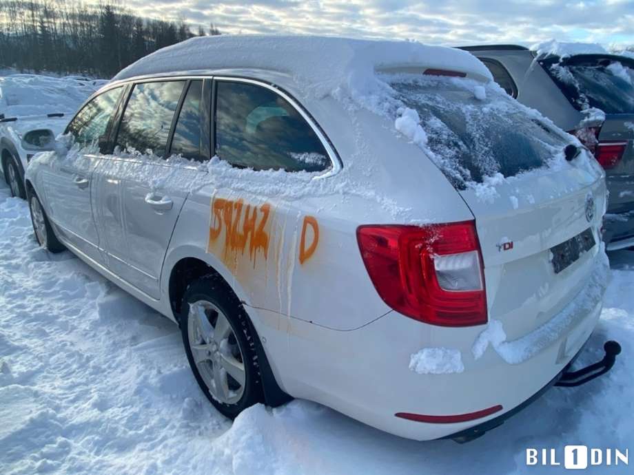 Škoda Superb 2008-2015 (Type II) , Motorkode: CFGB, Girkassekode: 