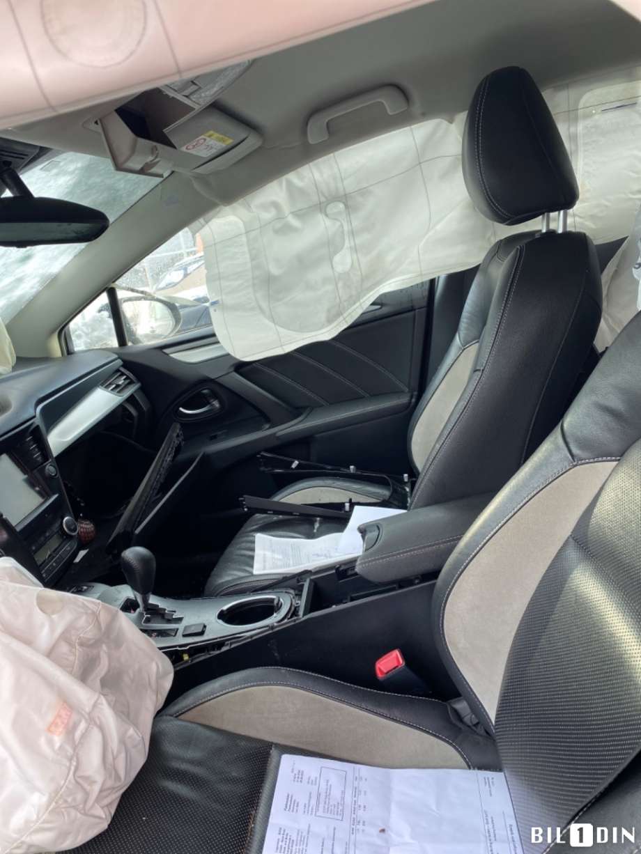 Toyota Avensis 2015-2019 (Type III, Fase 2) , Motorkode: 2ZR-FAE, Girkassekode: 
