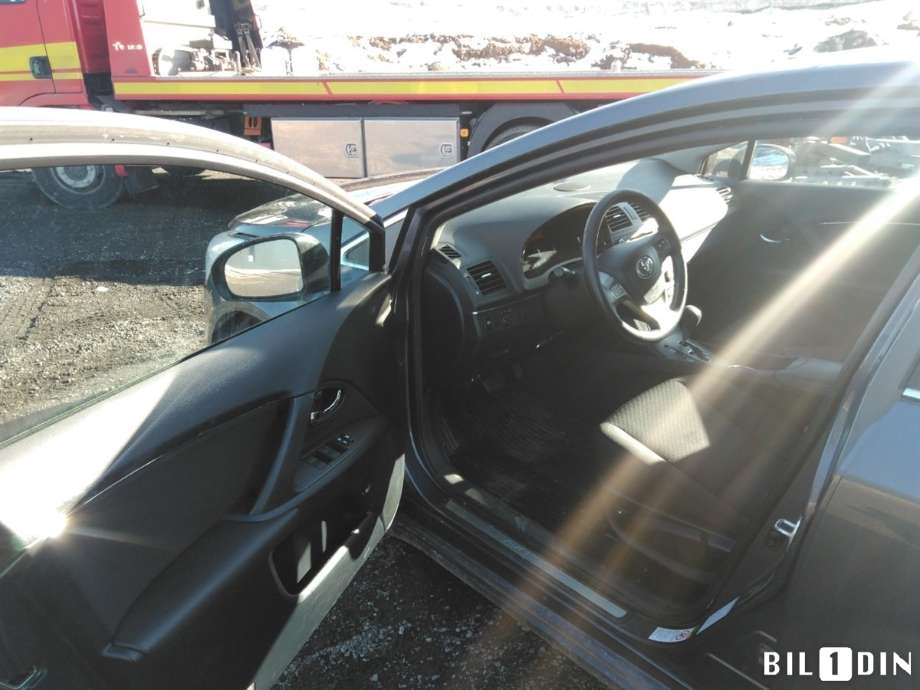 Toyota Avensis 2009-2015 (Type III, Fase 1) , Motorkode: 2ZR-FAE, Girkassekode: 