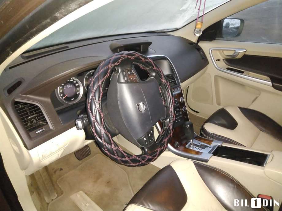 Volvo XC60 2008-2013 (Type I, Fase 1) , Motorkode: D5244T5, Girkassekode:
