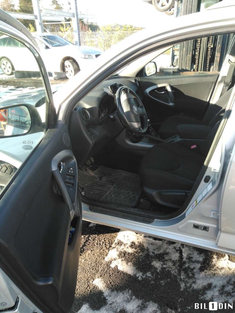 Toyota RAV4 2006-2009 (Type III, Fase 1) , Motorkode: 2AD-FTV, Girkassekode: