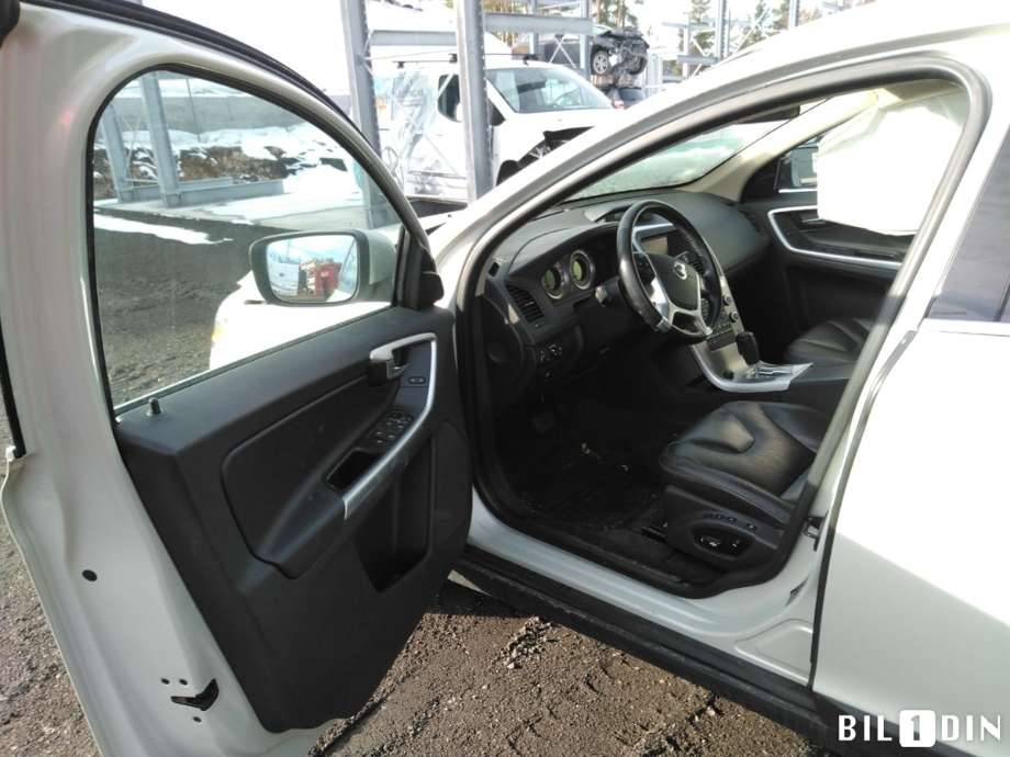 Volvo XC60 2008-2013 (Type I, Fase 1) , Motorkode: D5244T10, Girkassekode: 