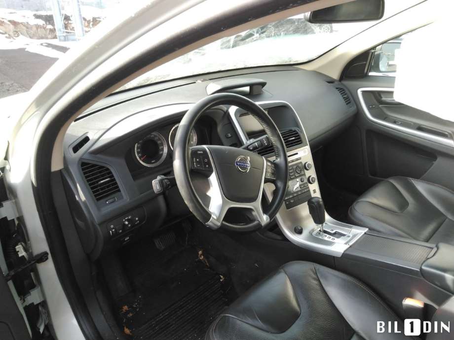 Volvo XC60 2008-2013 (Type I, Fase 1) , Motorkode: D5244T10, Girkassekode: 