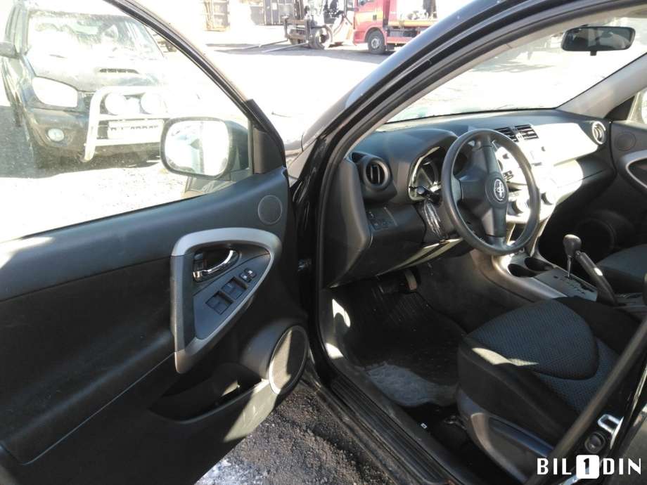 Toyota RAV4 2006-2009 (Type III, Fase 1) , Motorkode: 1AZ-FE, Girkassekode: