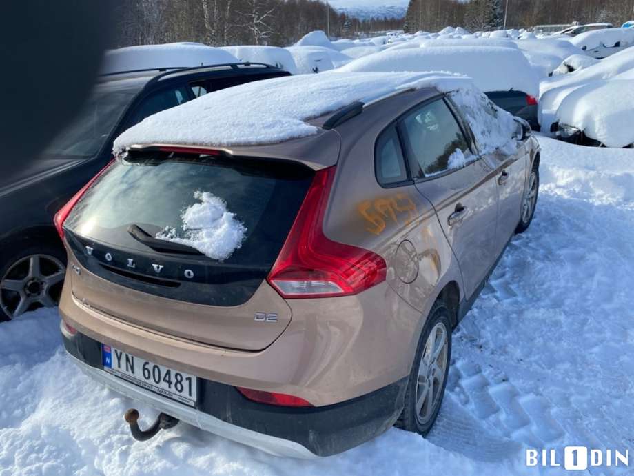 Volvo V40 2012-2019 , Motorkode: D4162T, Girkassekode: 