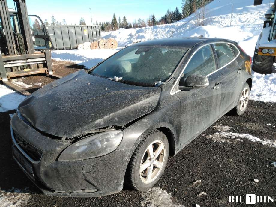 Volvo V40 2012-2019 , Motorkode: D4204T8, Girkassekode: 