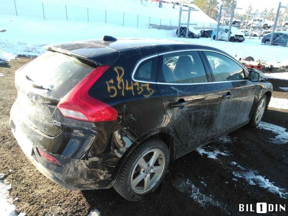 Volvo V40 2012-2019 , Motorkode: D4204T8, Girkassekode: 