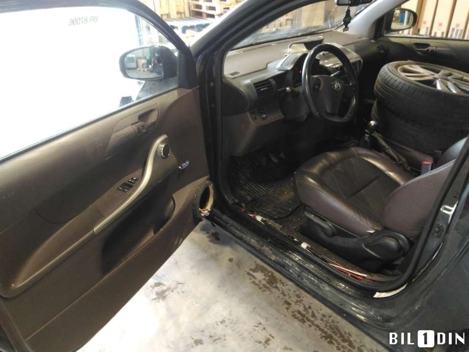 Toyota iQ 2009-2014 , Motorkode: 1NR-FE, Girkassekode: 