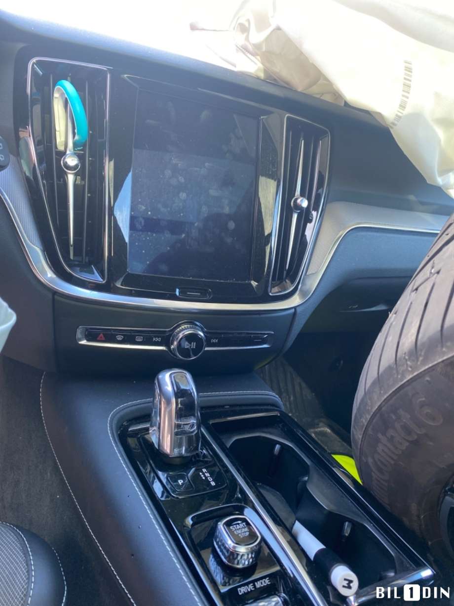 Volvo V60 / V60 CC 2018-->> (Type II) , Motorkode: B4204T34, Girkassekode: 