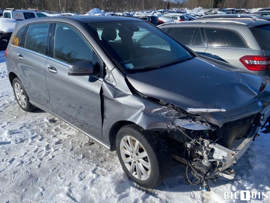 Mercedes B-Klasse 2011-2018 (W246) (W246), Motorkode: M270.910, Girkassekode: 