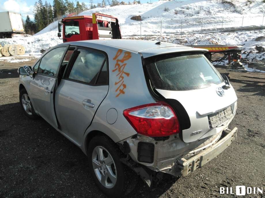 Toyota Auris 2010-2012 (Type I, Fase 2) , Motorkode: 2ZR-FXE, Girkassekode: 