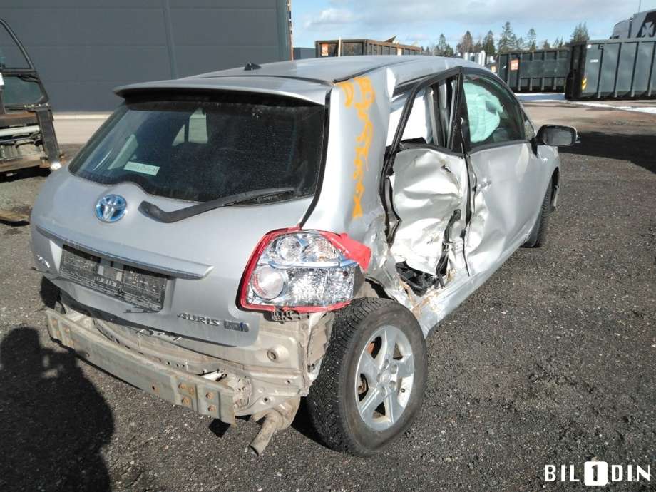 Toyota Auris 2010-2012 (Type I, Fase 2) , Motorkode: 2ZR-FXE, Girkassekode: 