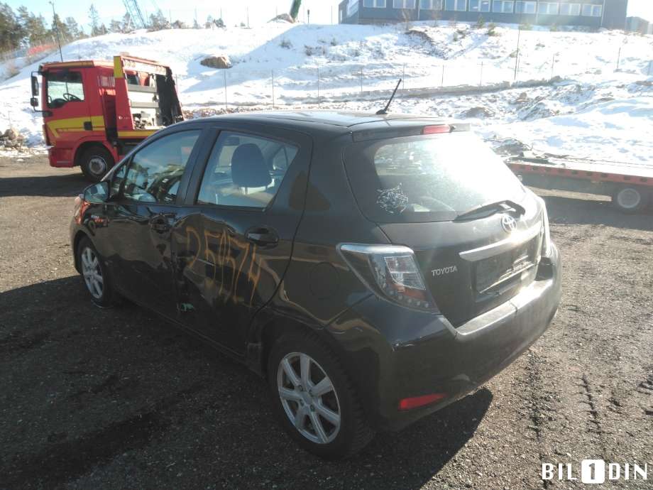 Toyota Yaris 2012-2014 (Type III, Fase 1) , Motorkode: 1NZ-FXE, Girkassekode: