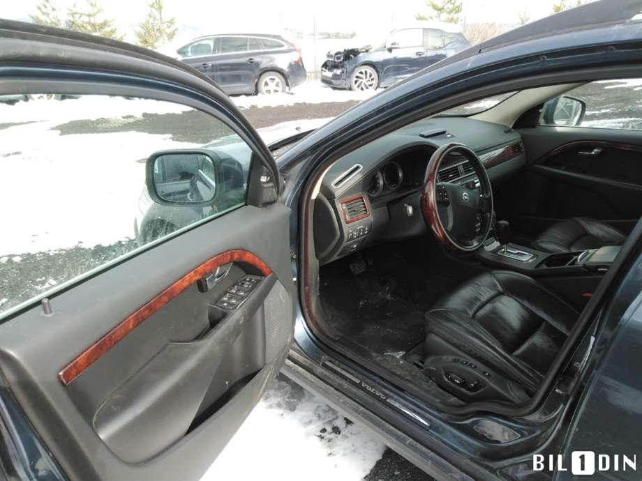 Volvo XC70 2008-2013 (Type II, Fase 1) , Motorkode: D5244T4, Girkassekode:
