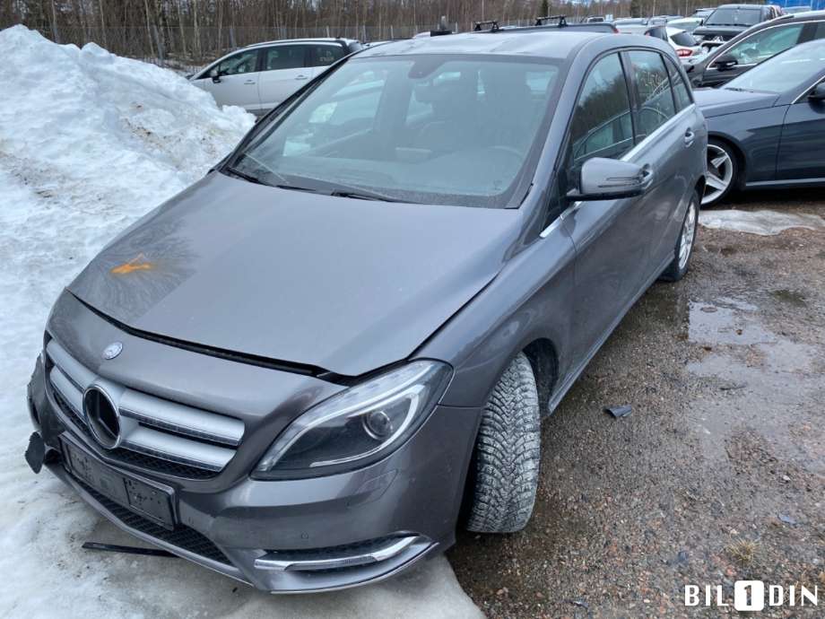 Mercedes B-Klasse 2011-2018 (W246) (W246), Motorkode: OM651.901, Girkassekode: 