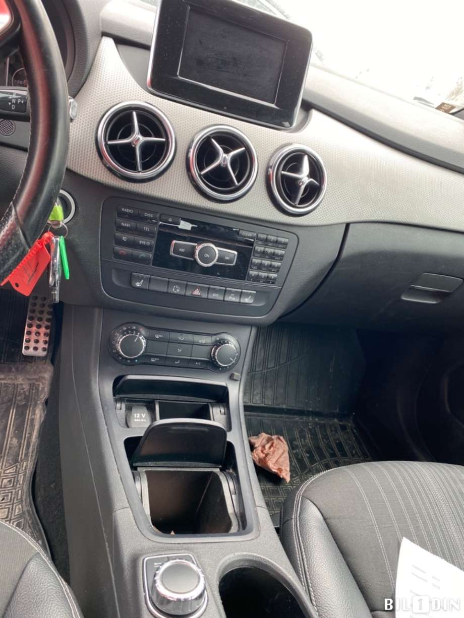 Mercedes B-Klasse 2011-2018 (W246) (W246), Motorkode: OM651.901, Girkassekode: 